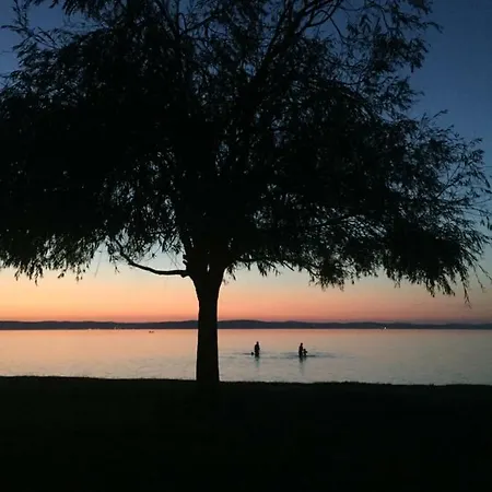 Siófoki Vízparti - Lakeside *