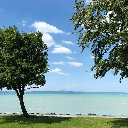 Appartamento Siofoki Vizparti Nyaralo - Lakeside