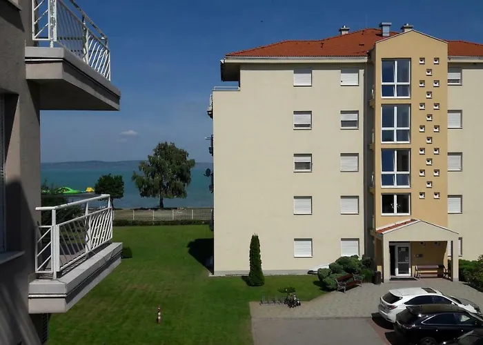 Siofoki Vizparti Nyaralo - Lakeside Siofok